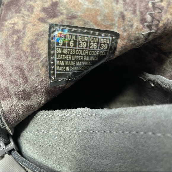 Skechers Pleated Gray Suede Air Cooled Memory Foam Platform Booties - Picture 4 of 10